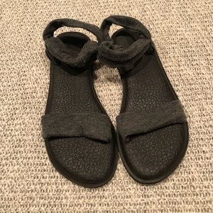 Sanuk Sandals